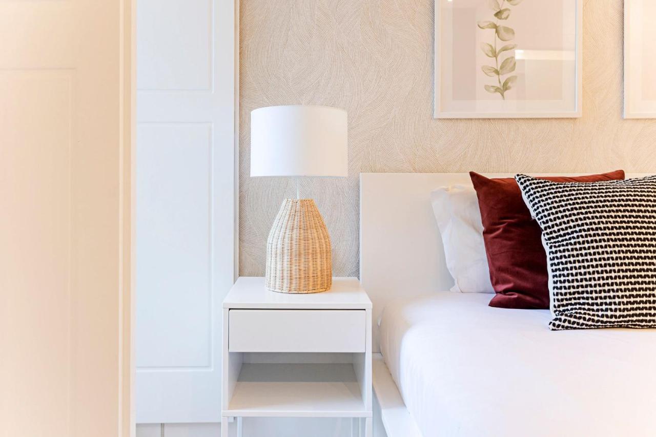 Wonderful Duplex W Private Patio & Ac By Lovelystay Porto Buitenkant foto