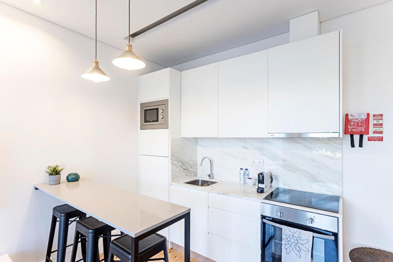 Wonderful Duplex W Private Patio & Ac By Lovelystay Porto Buitenkant foto