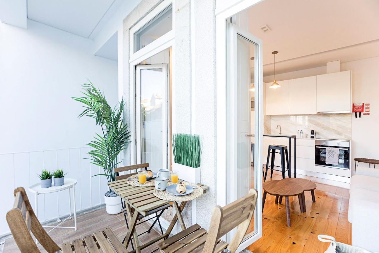 Wonderful Duplex W Private Patio & Ac By Lovelystay Porto Buitenkant foto